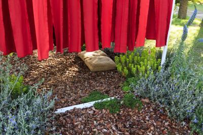 Le Temple - Agrandir l'image 3 sur 13, fenêtre modale