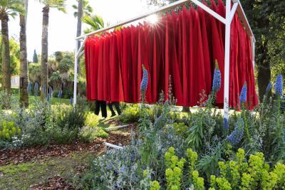 Le temple - Agrandir l'image 11 sur 13, fenêtre modale