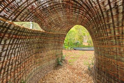 Entre-là - Agrandir l'image 13 sur 14, fenêtre modale