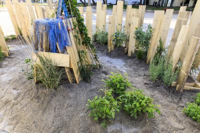 Danseuse plastique - Agrandir l'image 5 sur 8, fenêtre modale