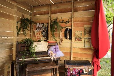 Hybridations artistiques - Agrandir l'image 4 sur 8, fenêtre modale