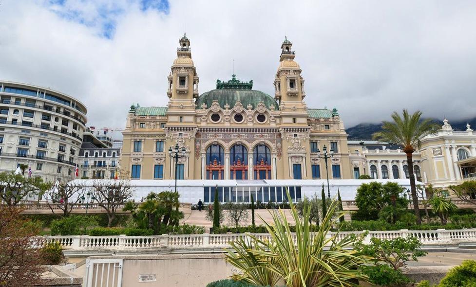 Les terrasses du Casino - Agrandir l'image, fenêtre modale
